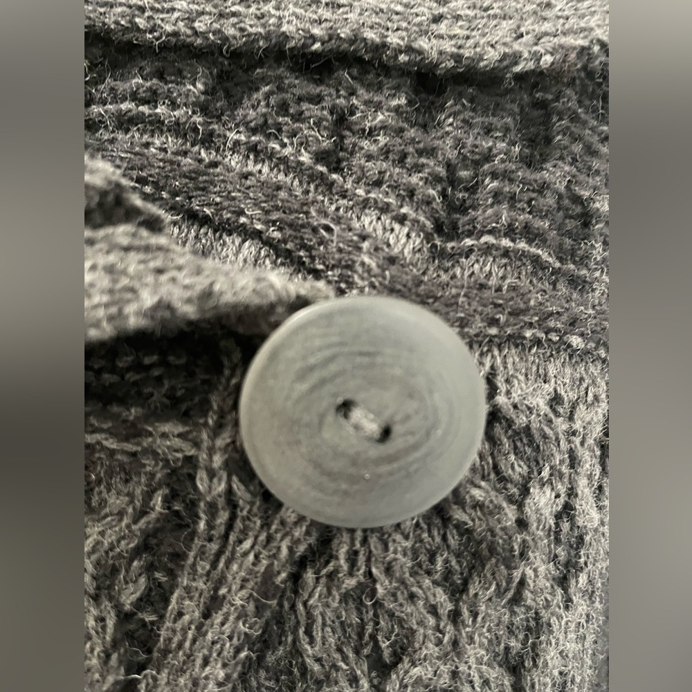 Inis Crafts Irish Wool Cardigan - Picture 6 of 11